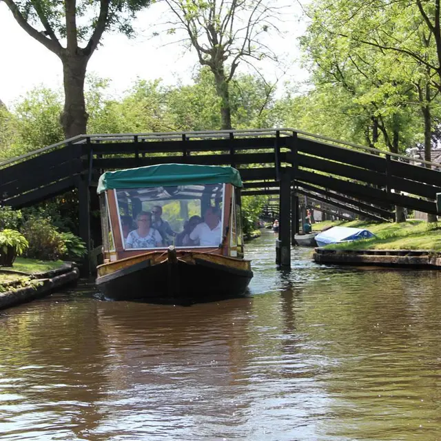 Cruise Giethoorn Weerribben Wieden